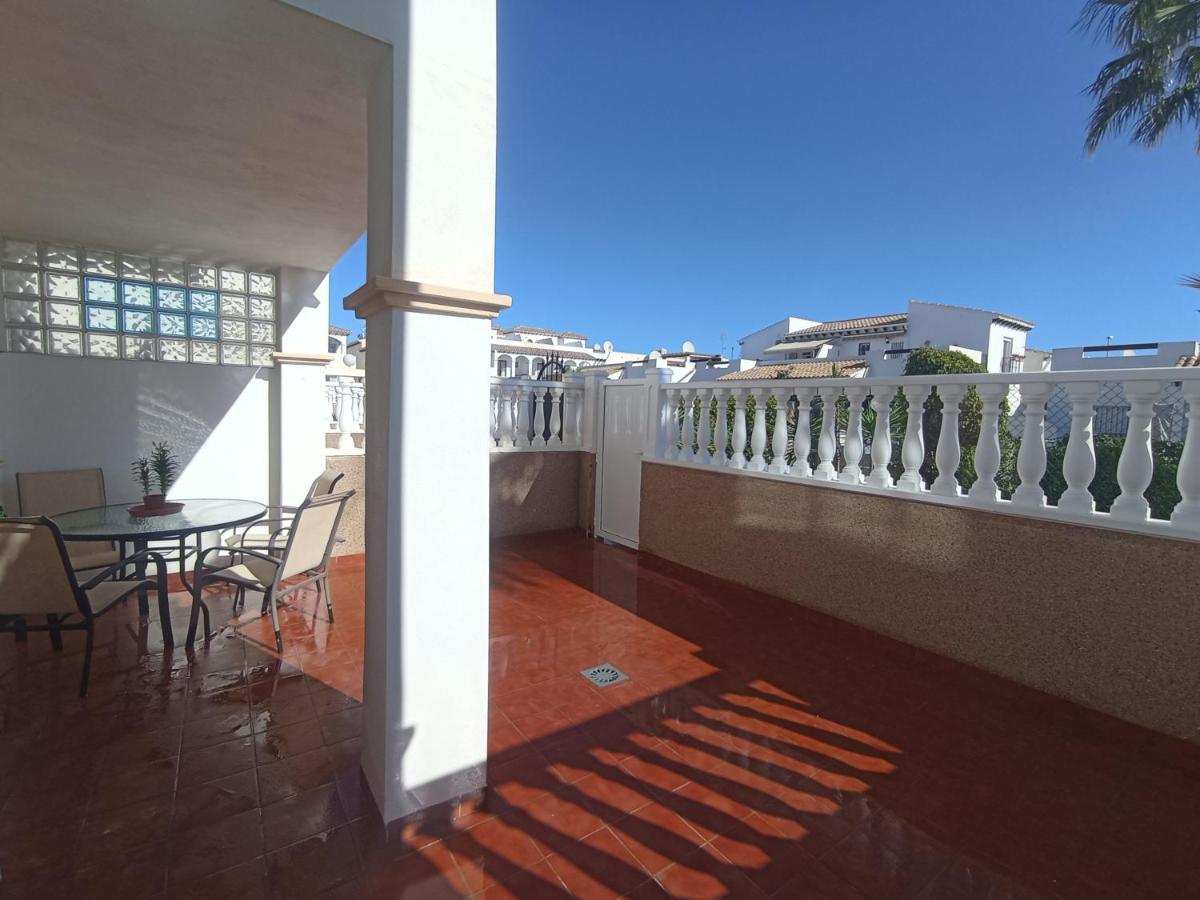 Spectacular Apartment In Punta Prima アリカンテ エクステリア 写真