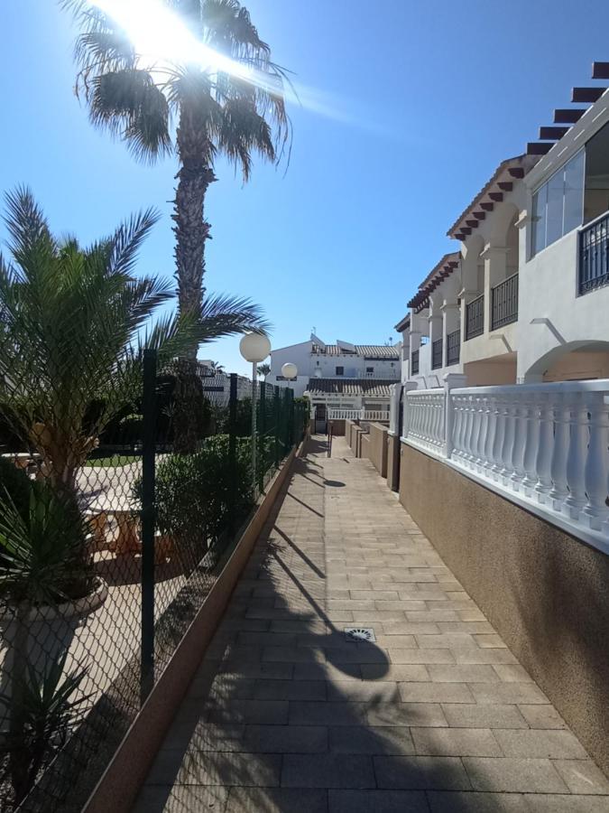 Spectacular Apartment In Punta Prima アリカンテ エクステリア 写真